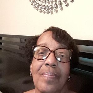 Meet your Posher, Josette